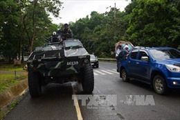 Philippines triển khai trực thăng, xe bọc thép tại Marawi 